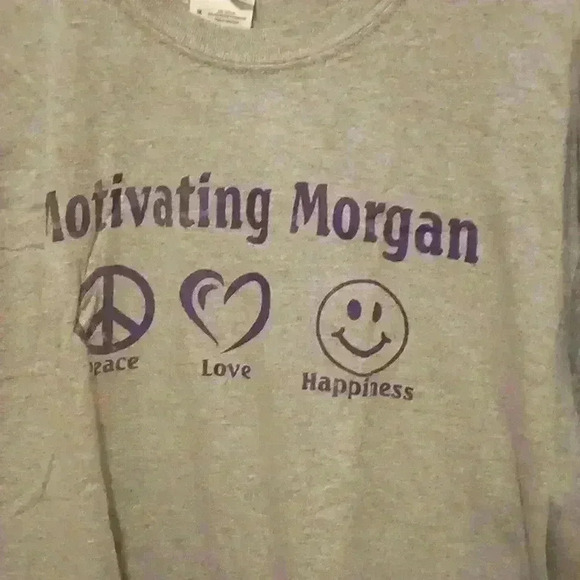 Gildan Dry Blend Unisex Motivating Morgan Peace Love Happiness Shirt - Size M - Picture 2 of 5